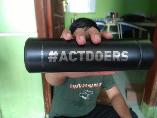 Ramah Lingkungan dengan Tumbler